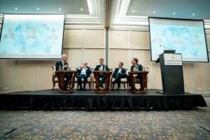 Fondurile europene pot genera creştere economică doar dacă sunt însoţite de reforme şi investiţii publice